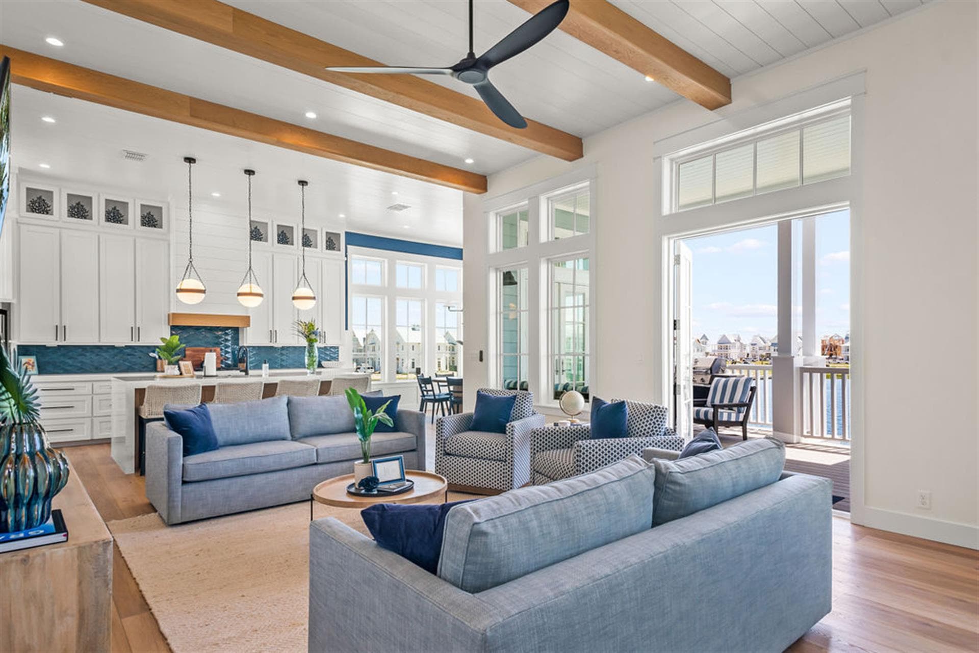 Blue Water Villa - Image 4