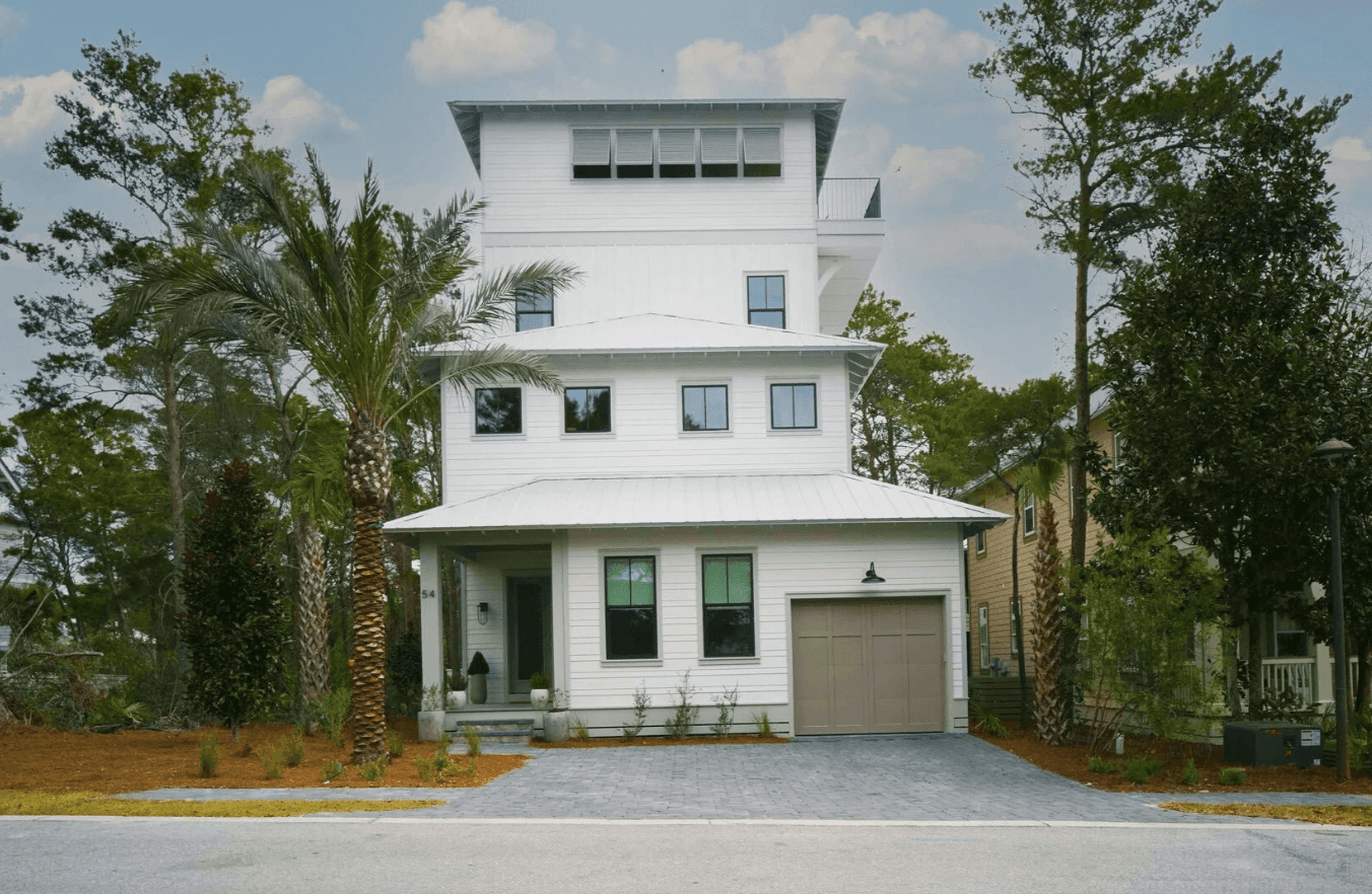 Beauty and the Beach - Image 1