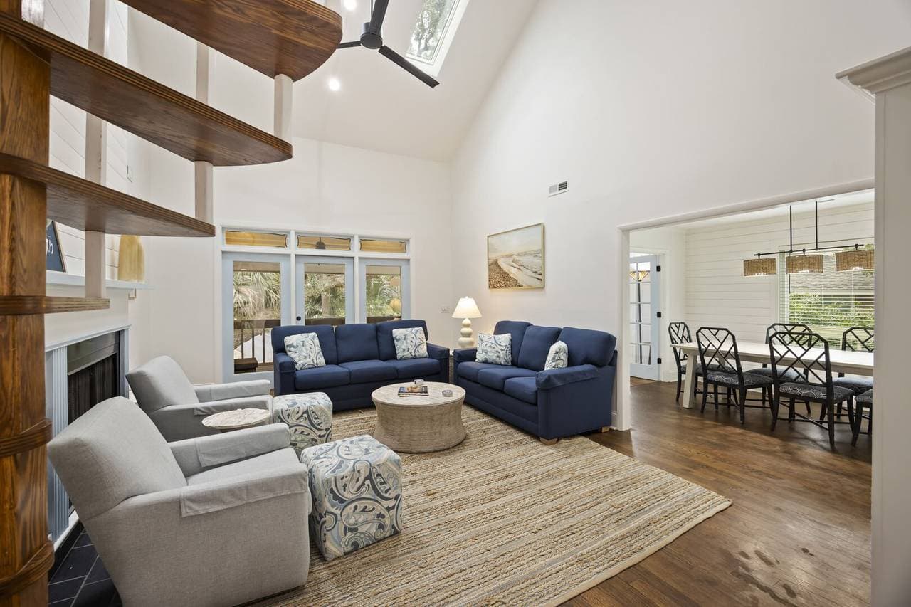 Livin' on a Dune - Image 4