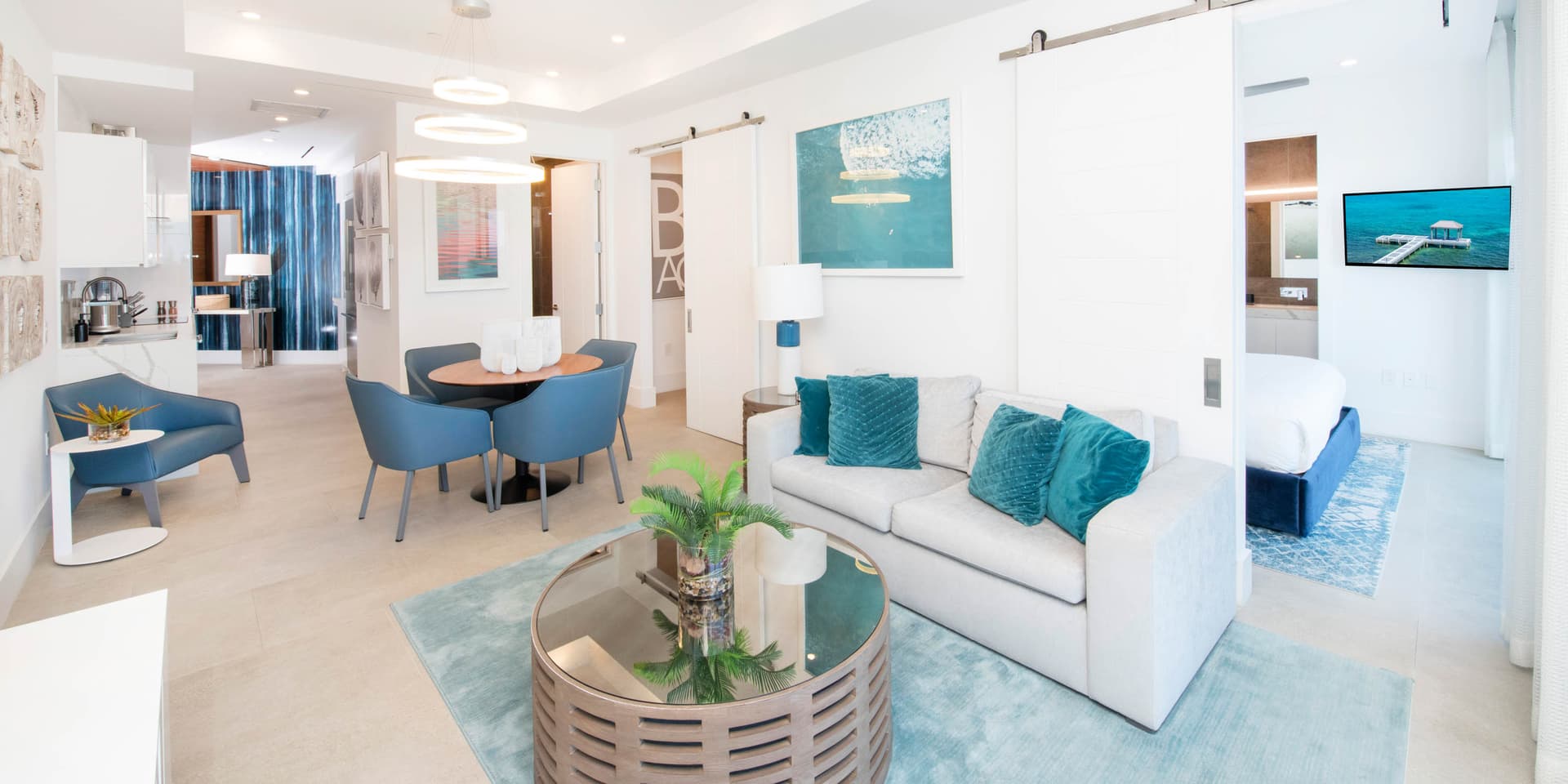 Shoreline Splendor - Image 2