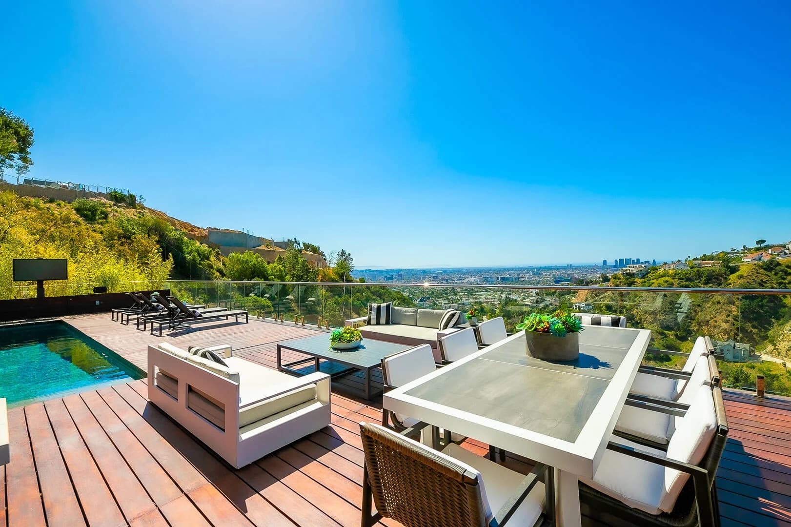 Electra Estate - Image 37