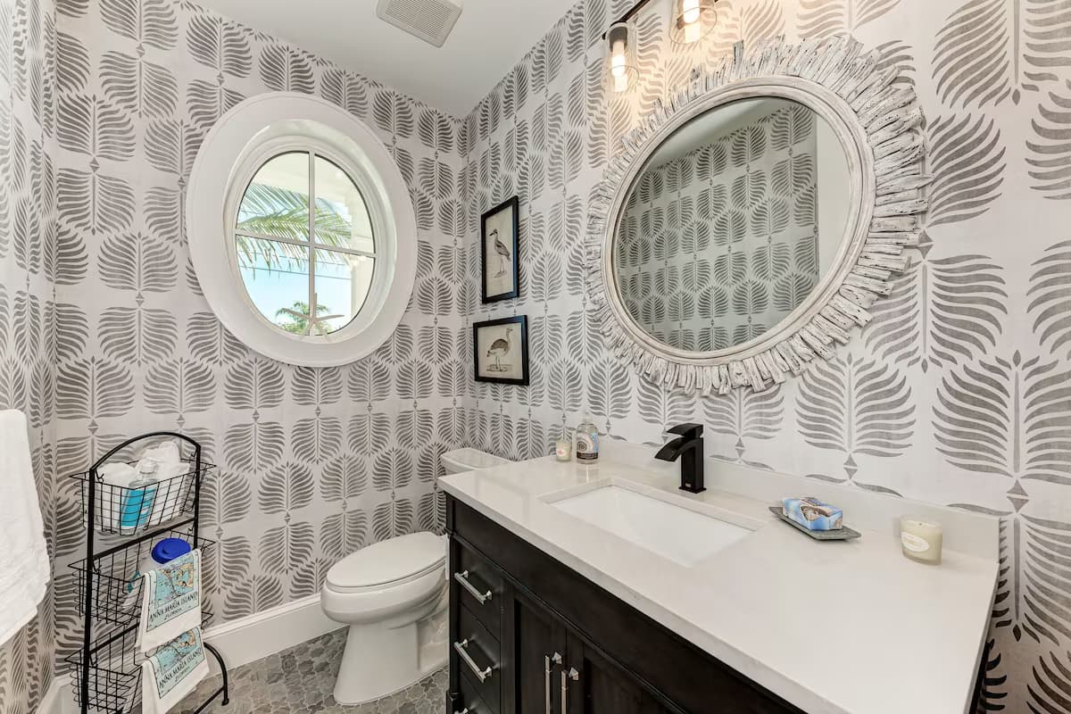 Just Beachy - Image 31