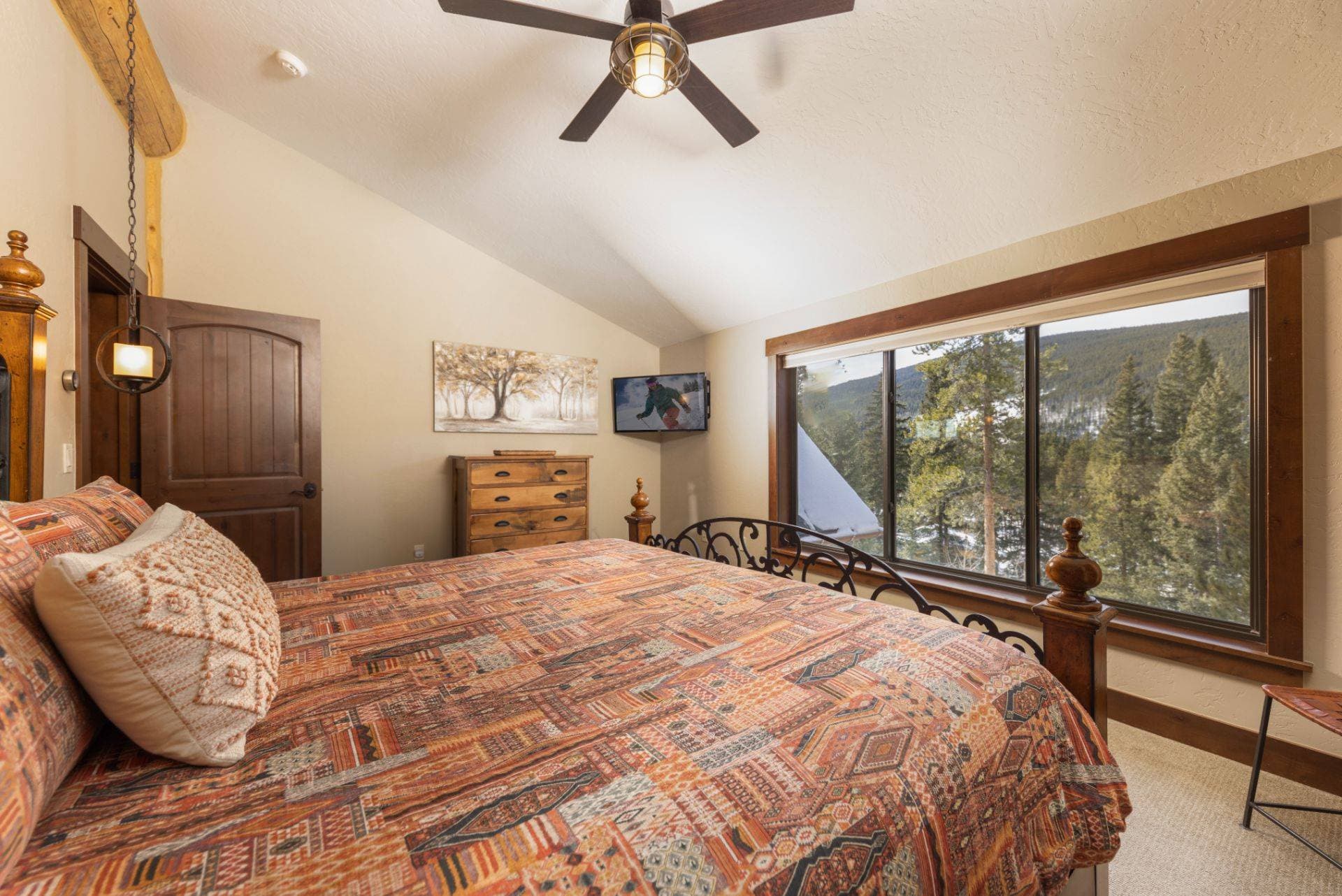 Pine Ridge Cabin - Image 31