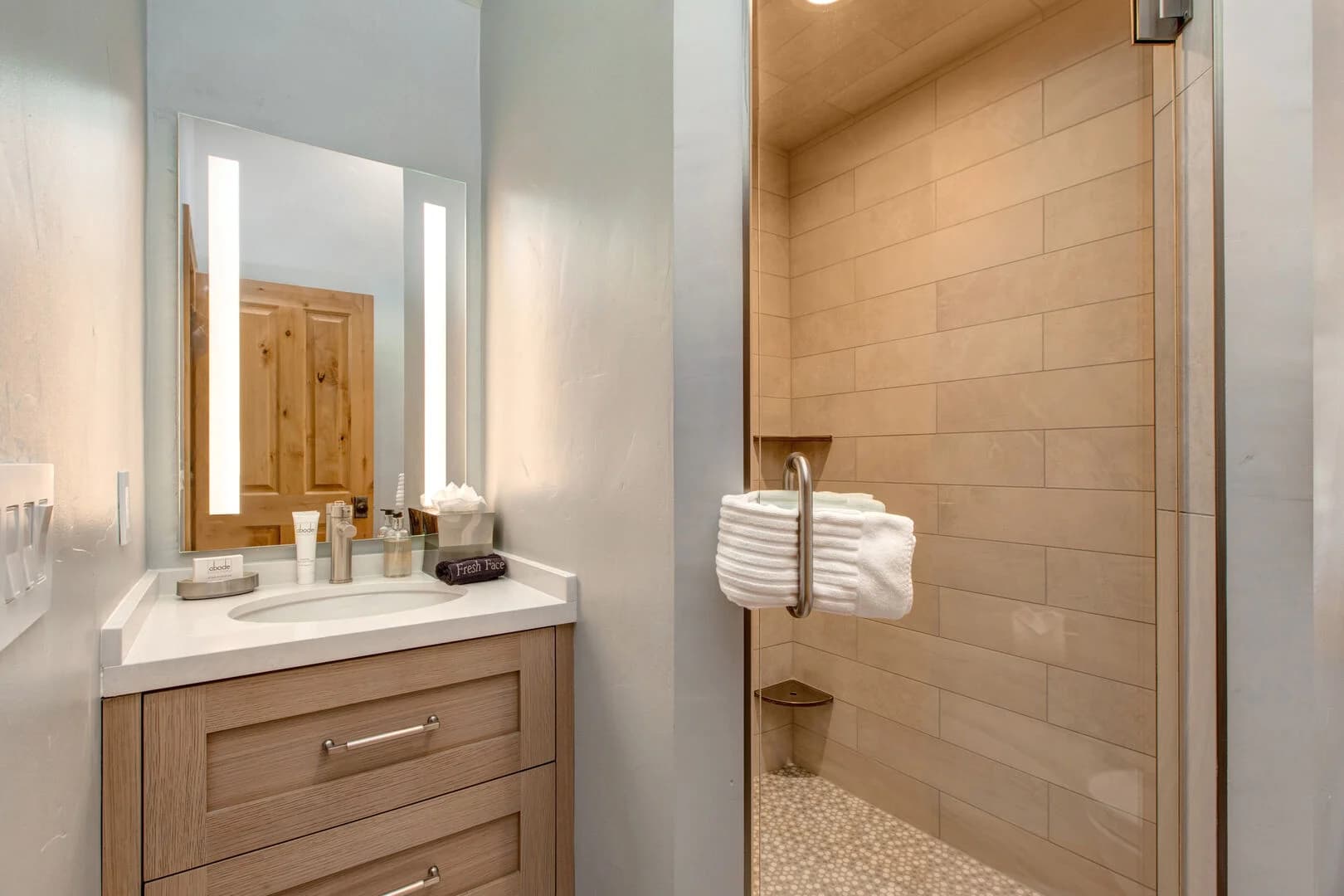 Winter Mooring - Image 43