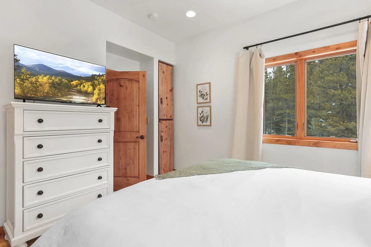 Kindred House - Image 33