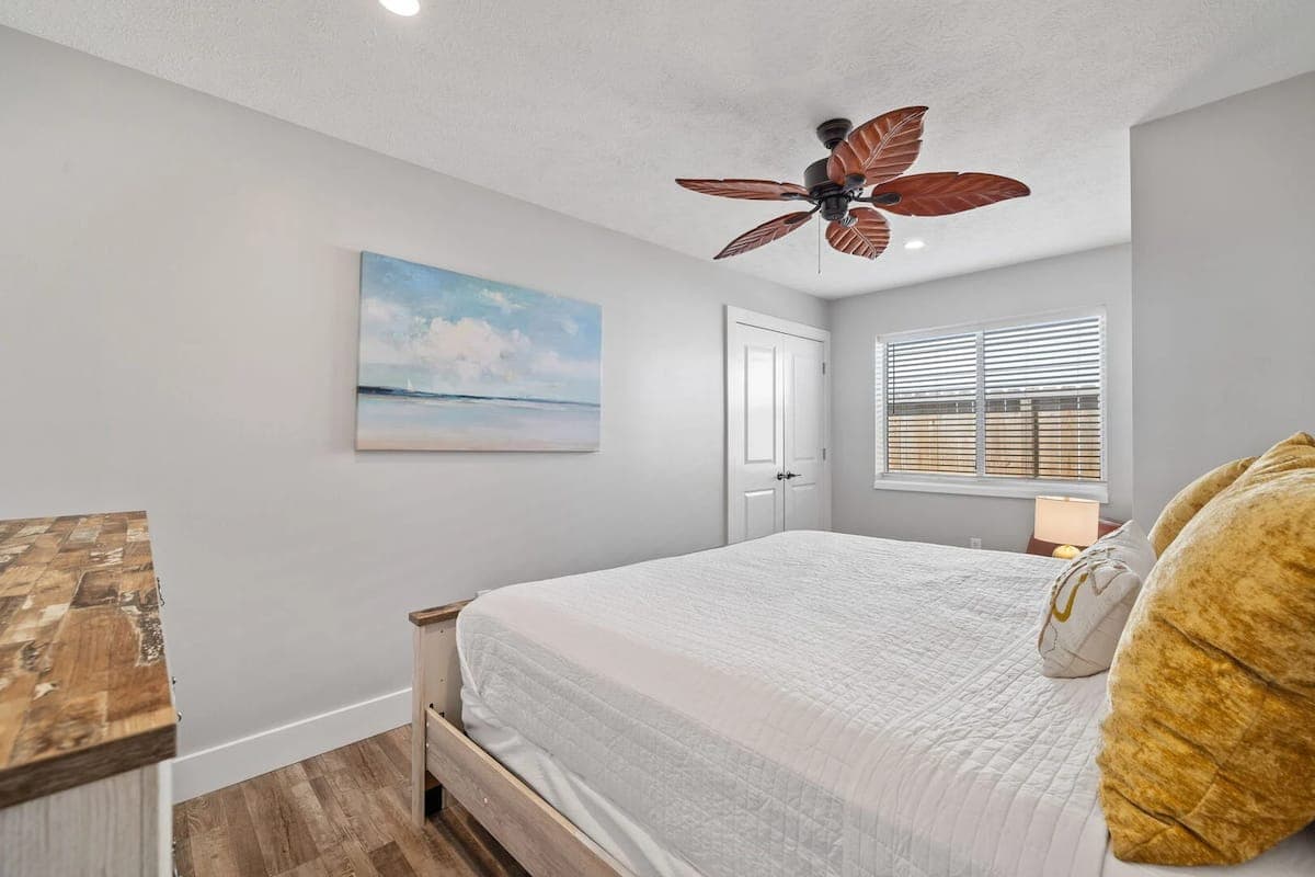 G By The Sea - Image 15