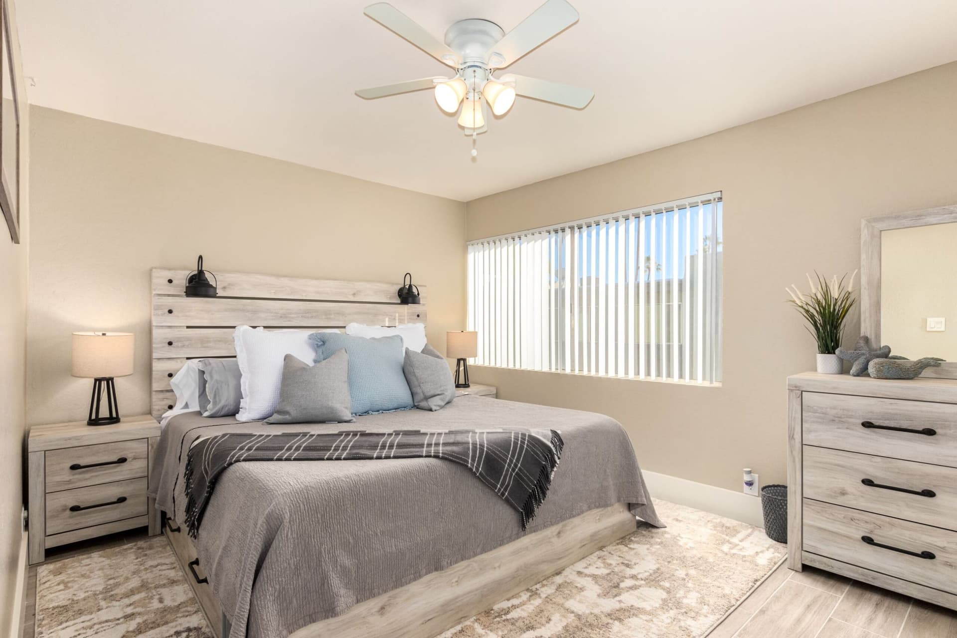 Nantucket Townhouse - Image 21