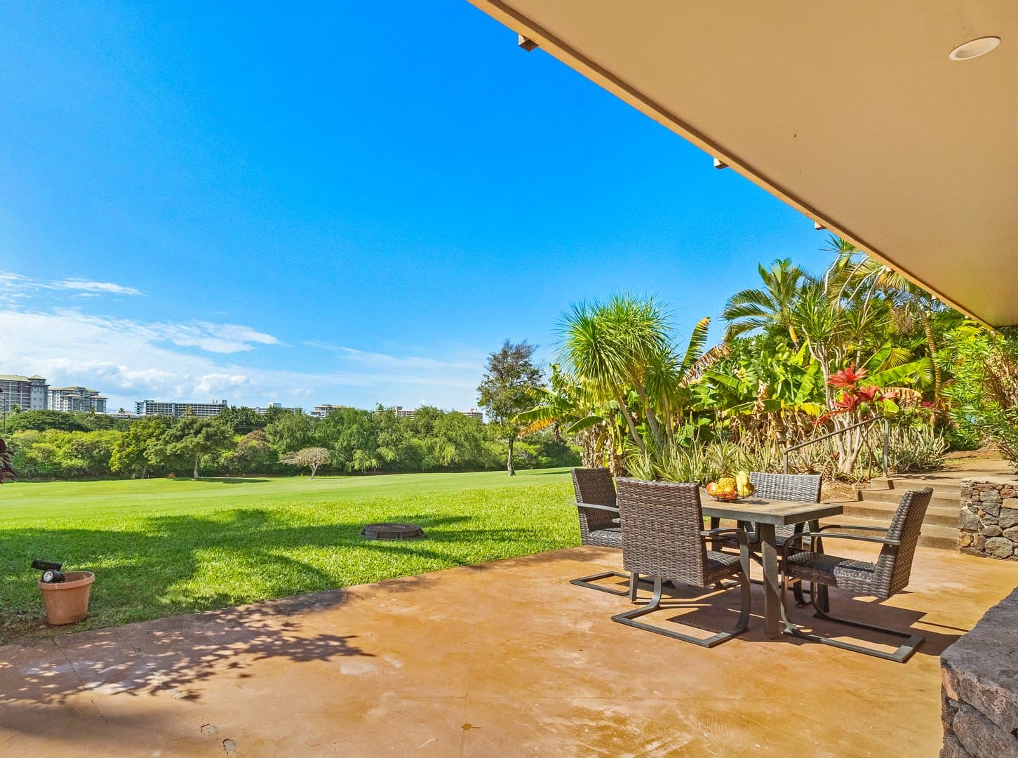 Hale Holokai Villa - Image 43