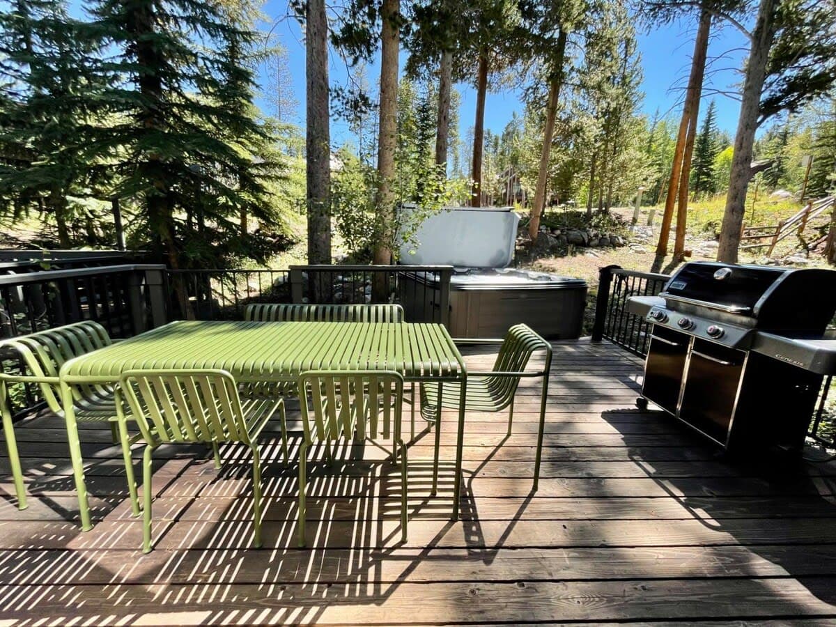 Peaks and Pines - Image 2