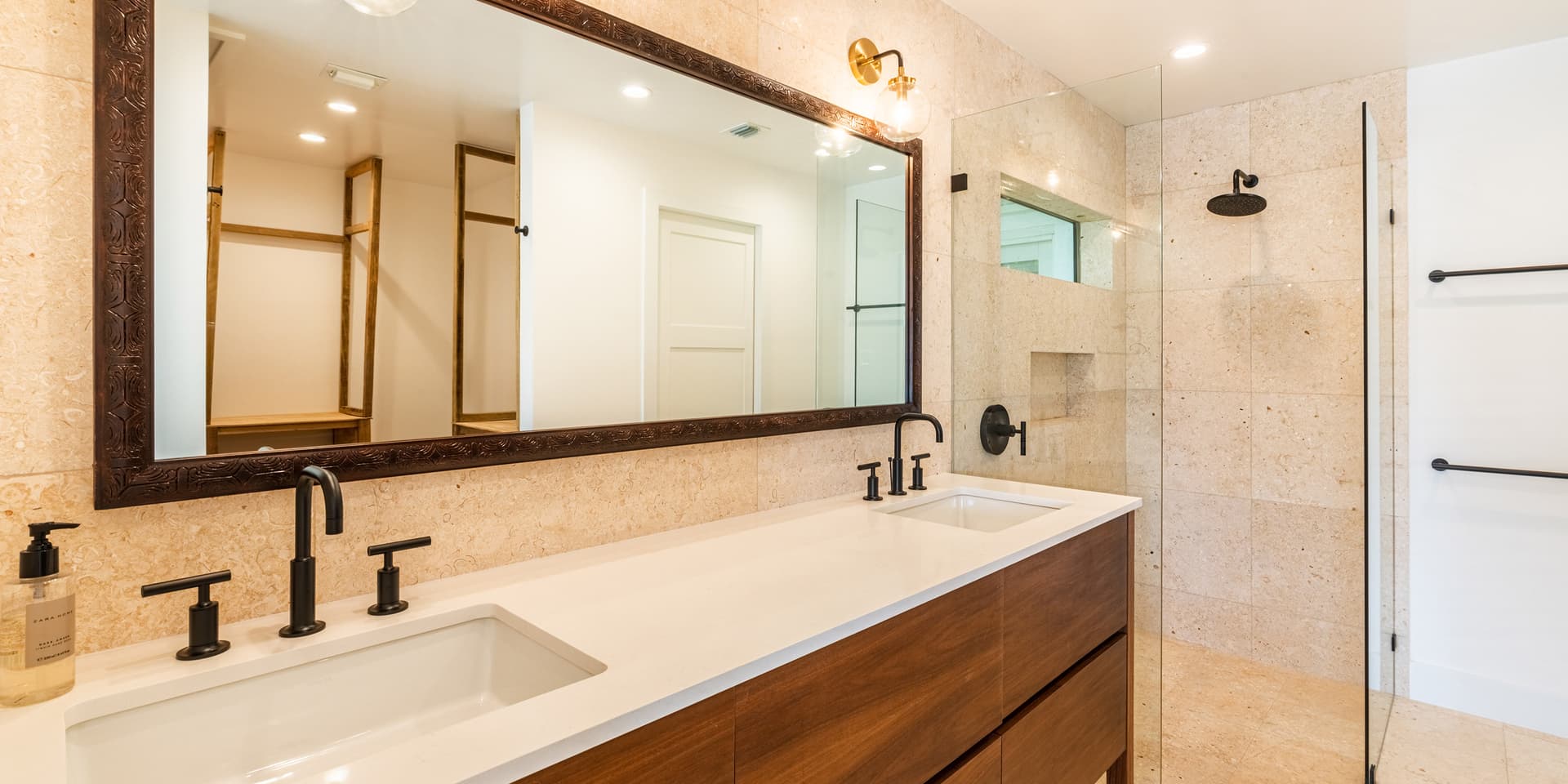 Turtle Beach - Image 13