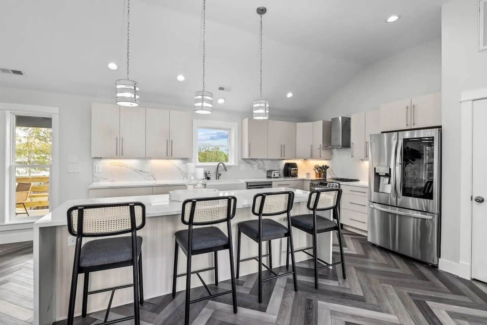 Ocean's Grove - Image 10