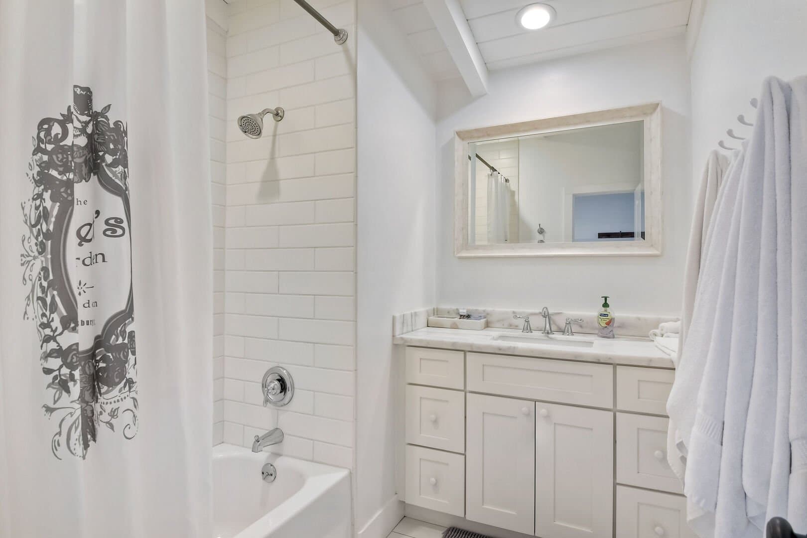 Juniper Beach Entire Home - Image 33