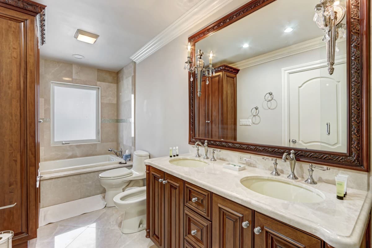 Ocean Mist Home - Image 3