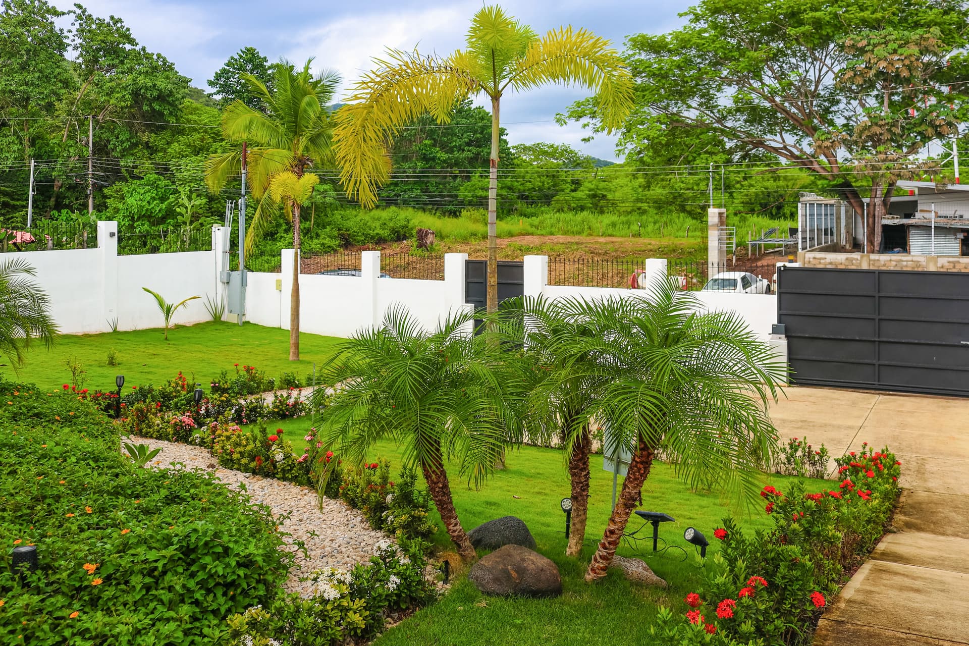 Coral Home 2 - Image 22