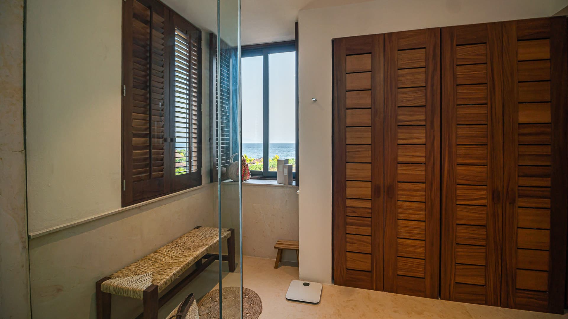 Ocean Views Home - Image 8