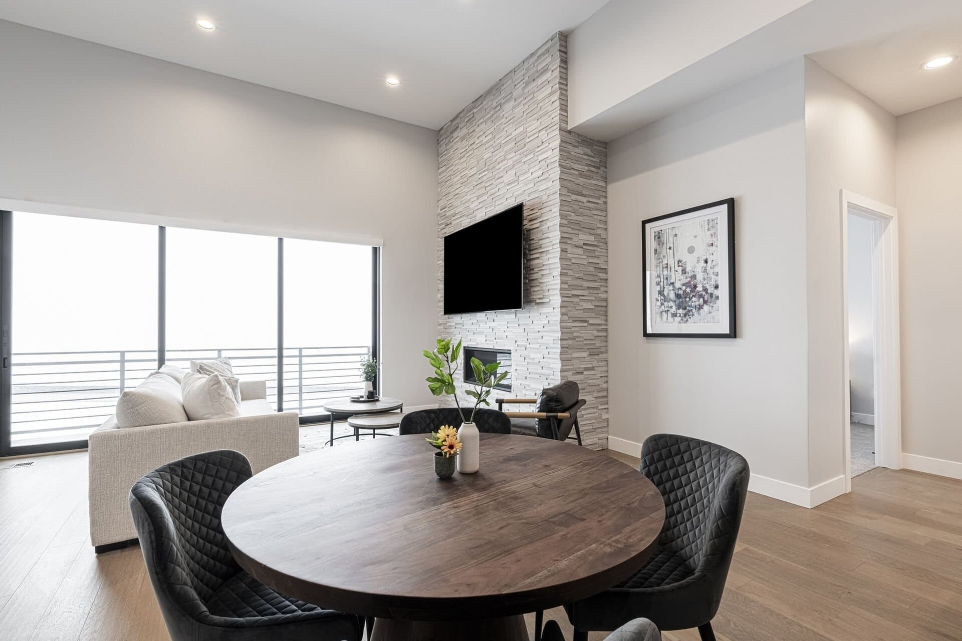 Hideout Epic View - Image 14