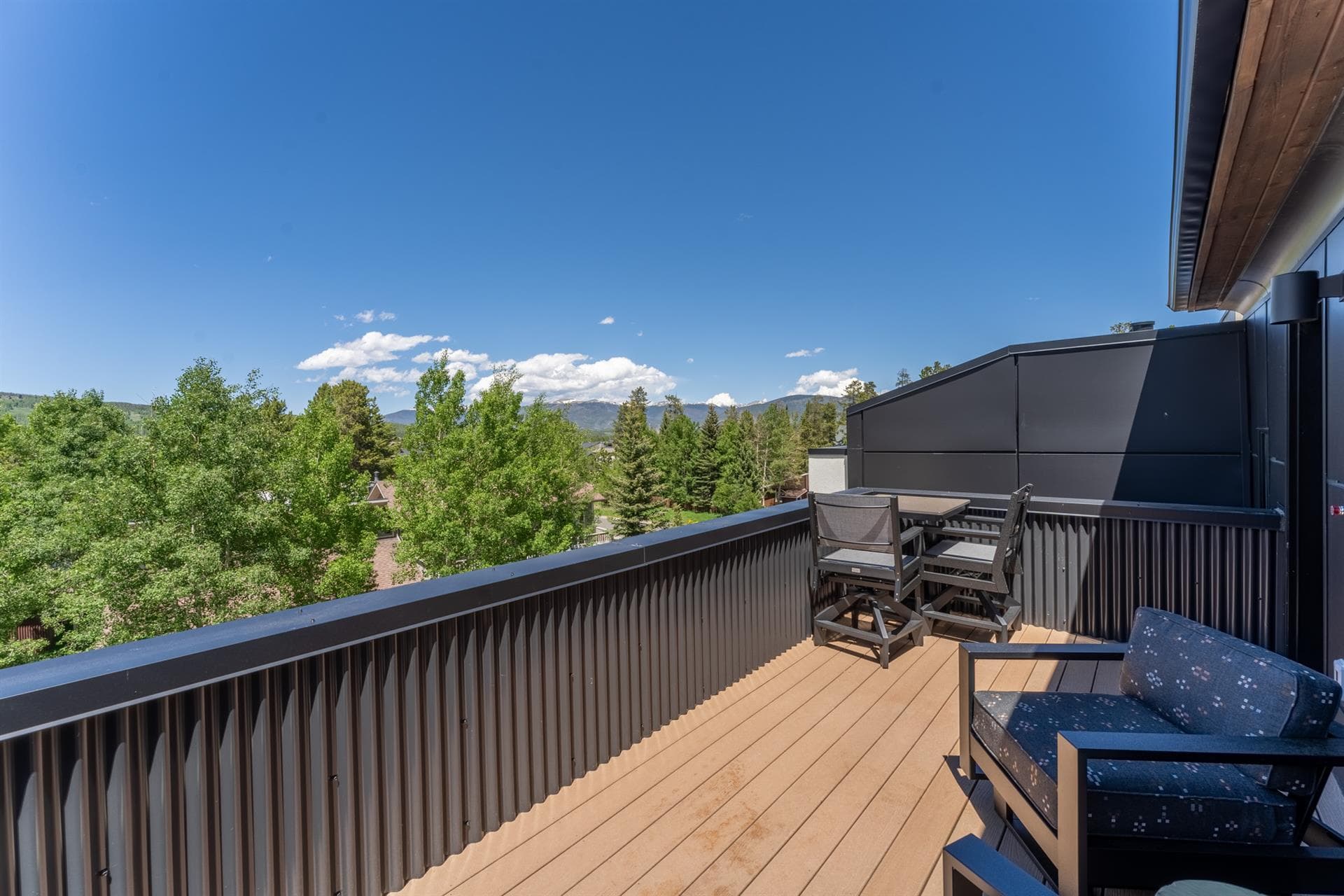 Frisco Aly - Image 50