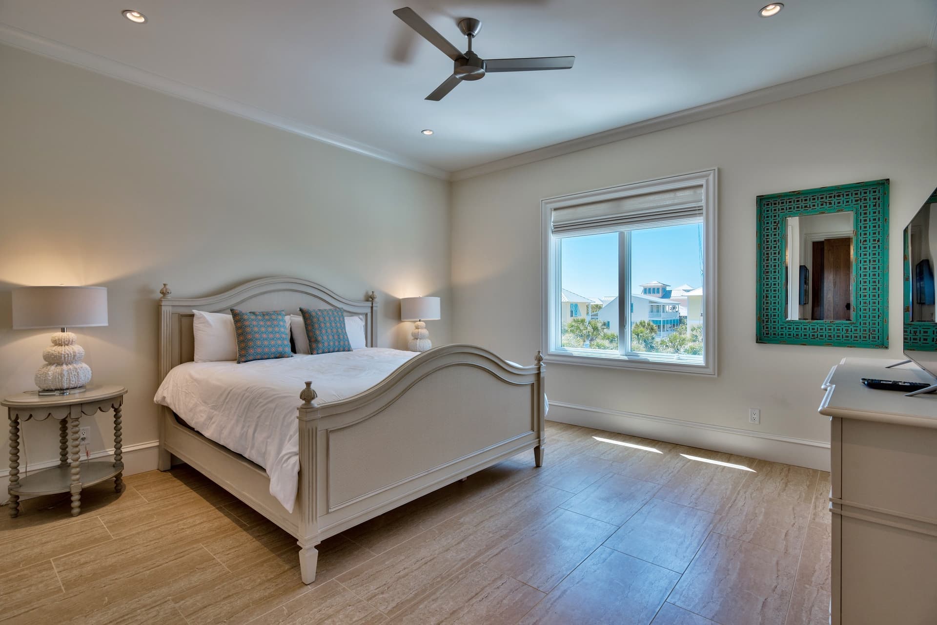 Soggy Dollar - Image 22