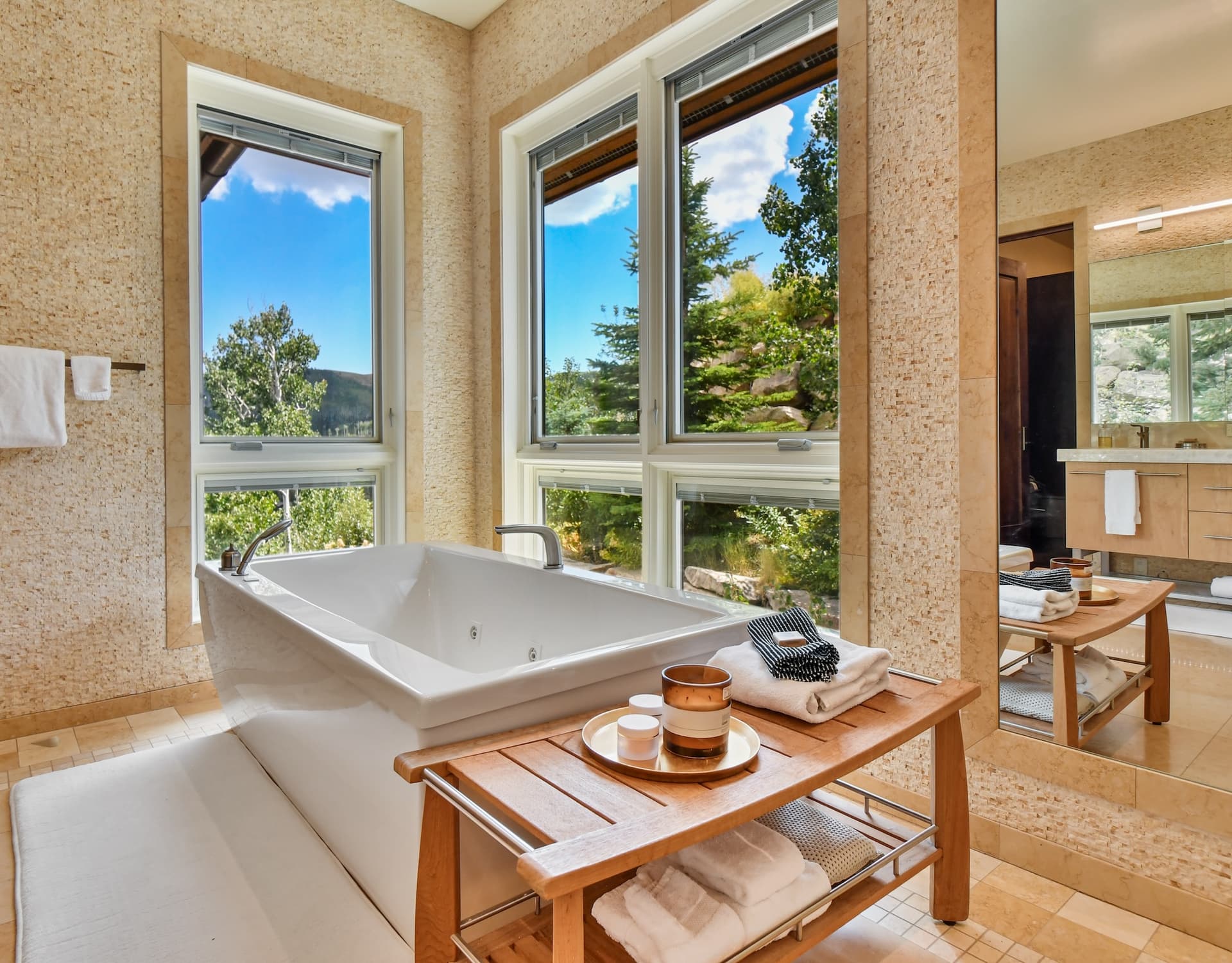 Sky Villa - Image 50