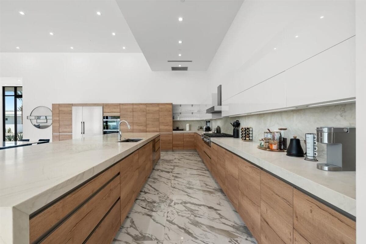 Bravo Villa #11 - Image 12