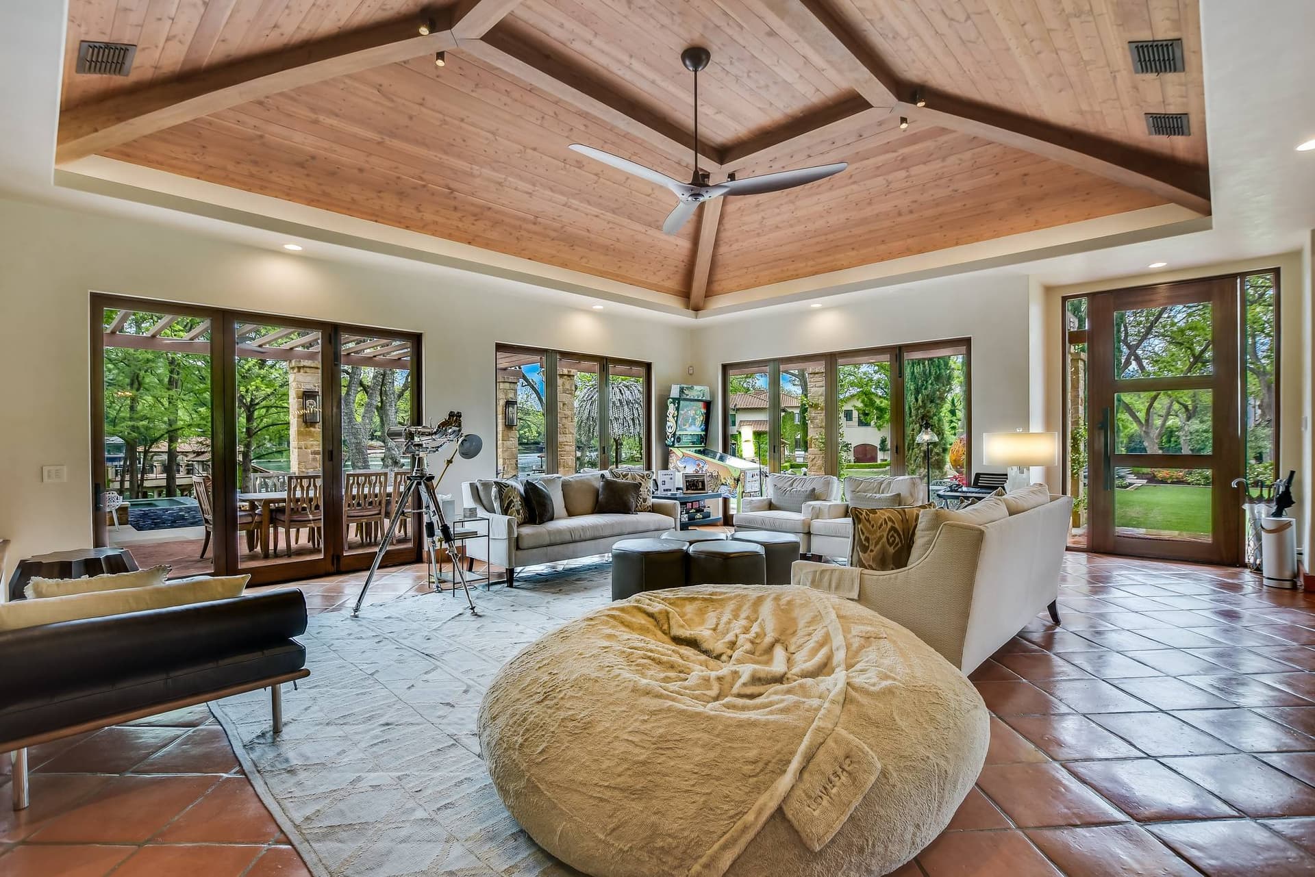 Crown Jewel on Lake Austin - Image 2