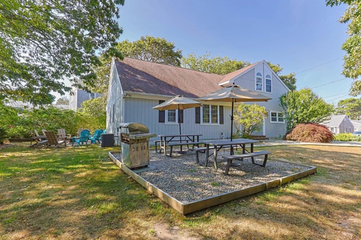 Shore House - Image 1