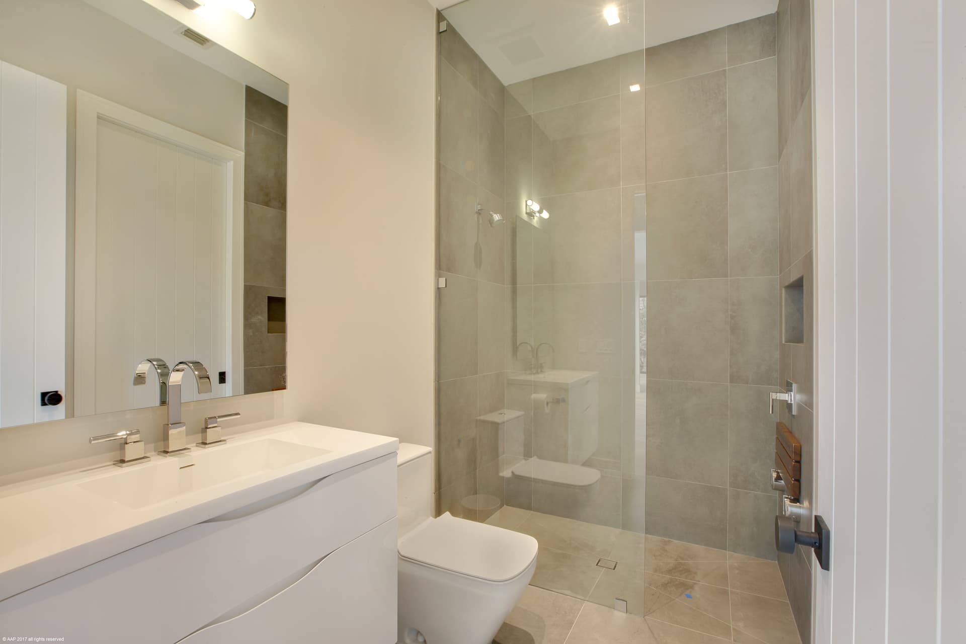 Azalea House - Image 17