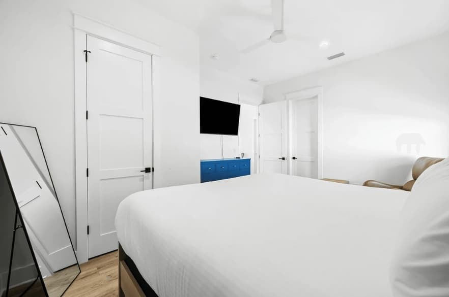 Juan Fine Day - Image 27