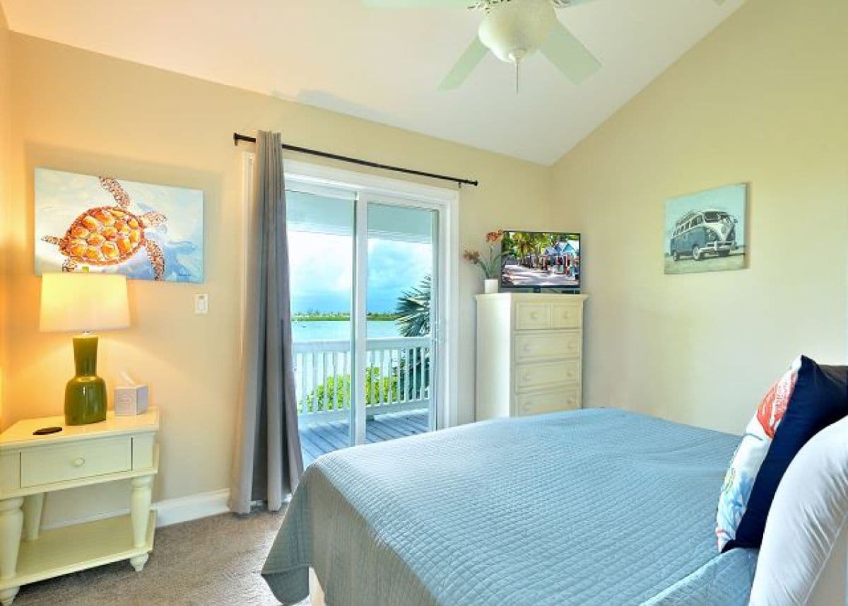 Coastal Comfort - Image 21