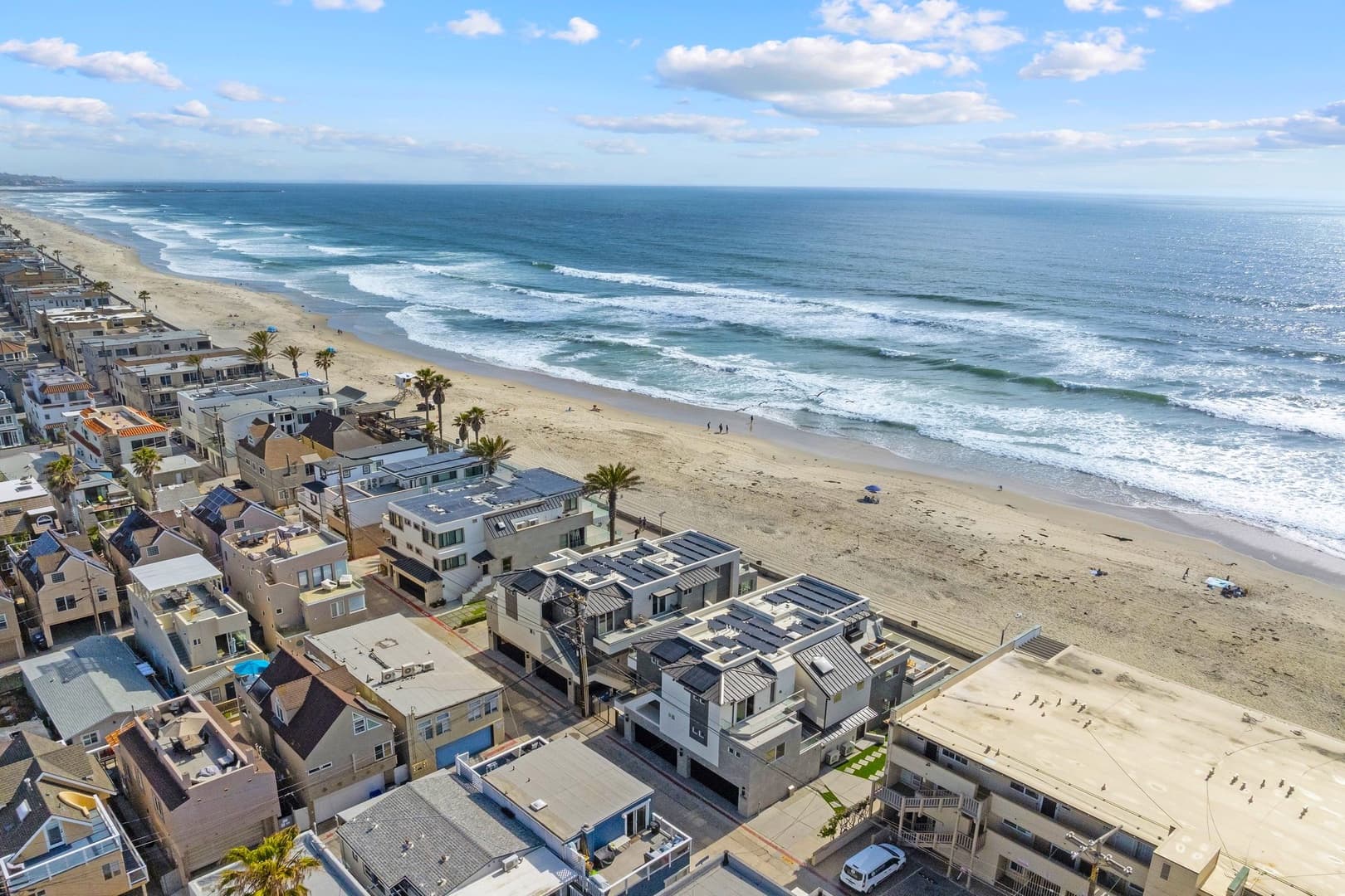 Oceanfront 1 North - Image 18