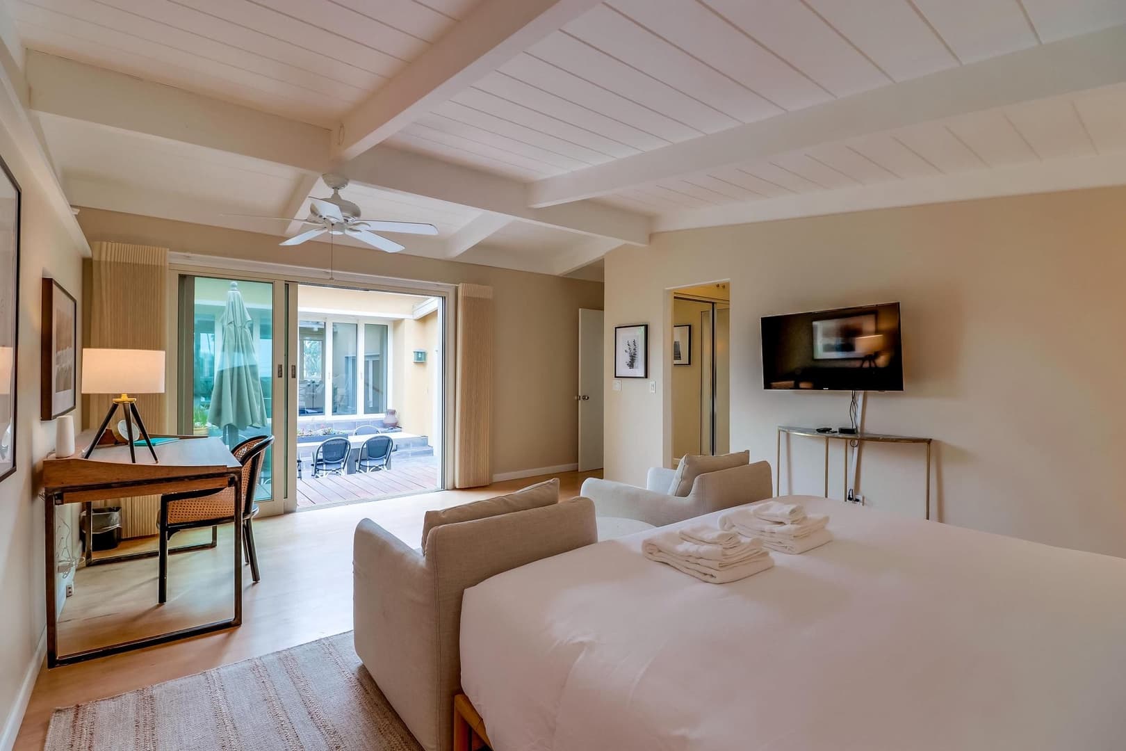 Summer Sea Home - Image 14