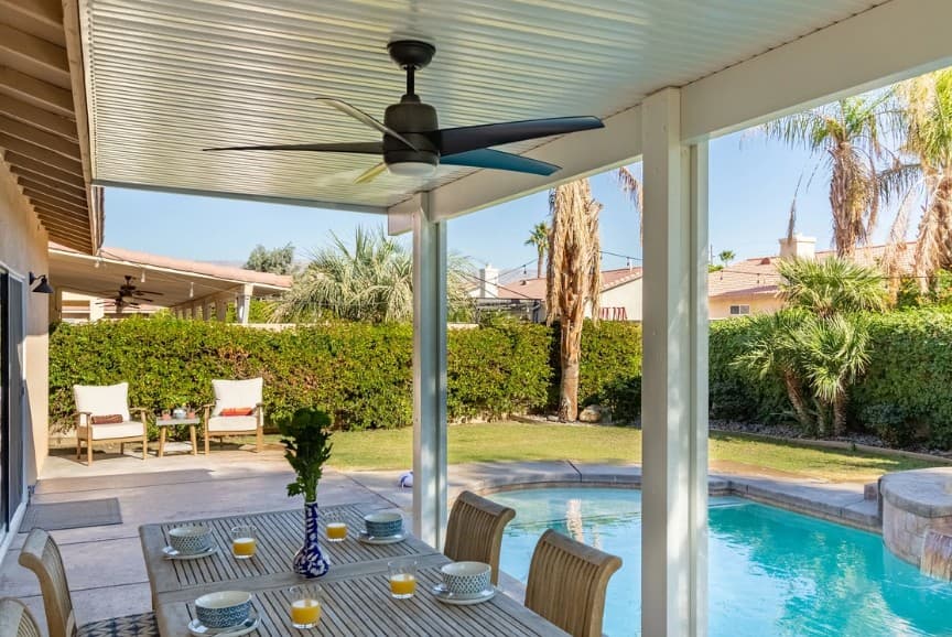 Sunny Palms - Image 25