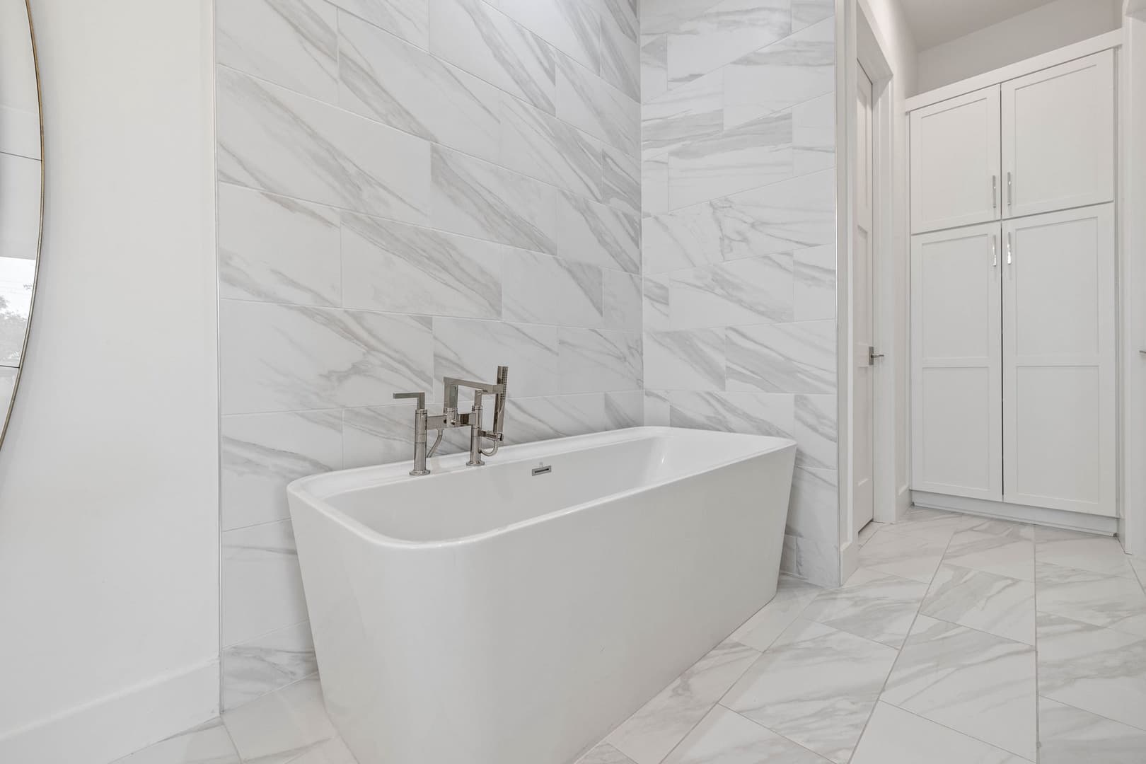 Eyes on Sunrise - Image 52