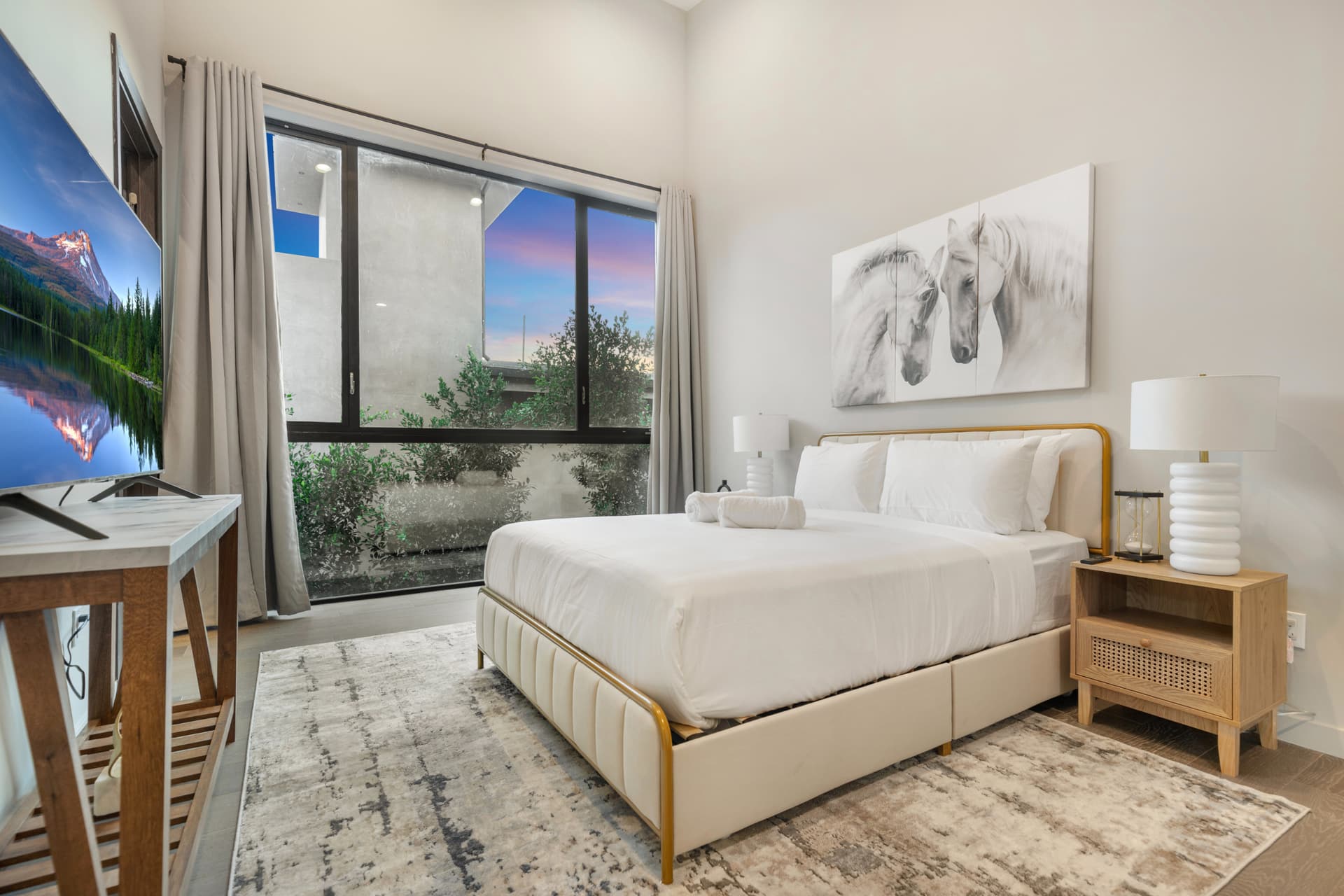 Coldwater Canyon - Image 25