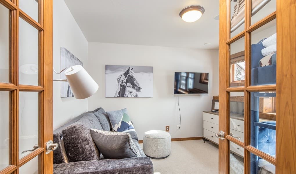 Little Coyote #2573 - Image 18