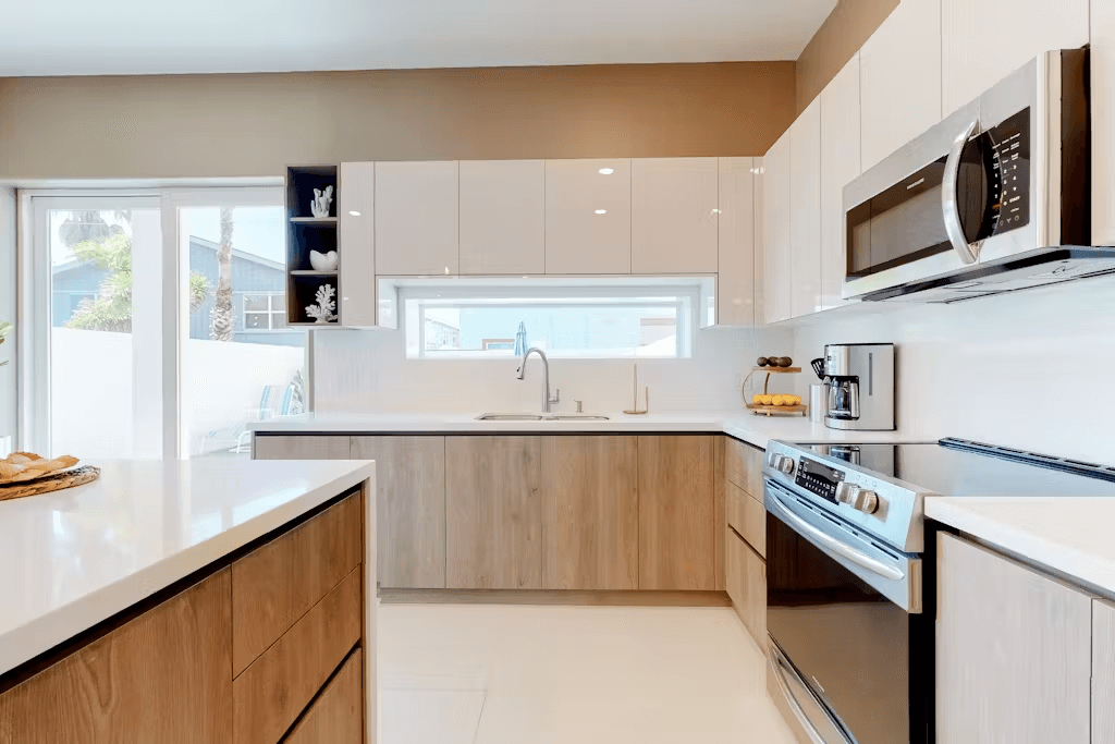 Dolphin Beach House - Image 6