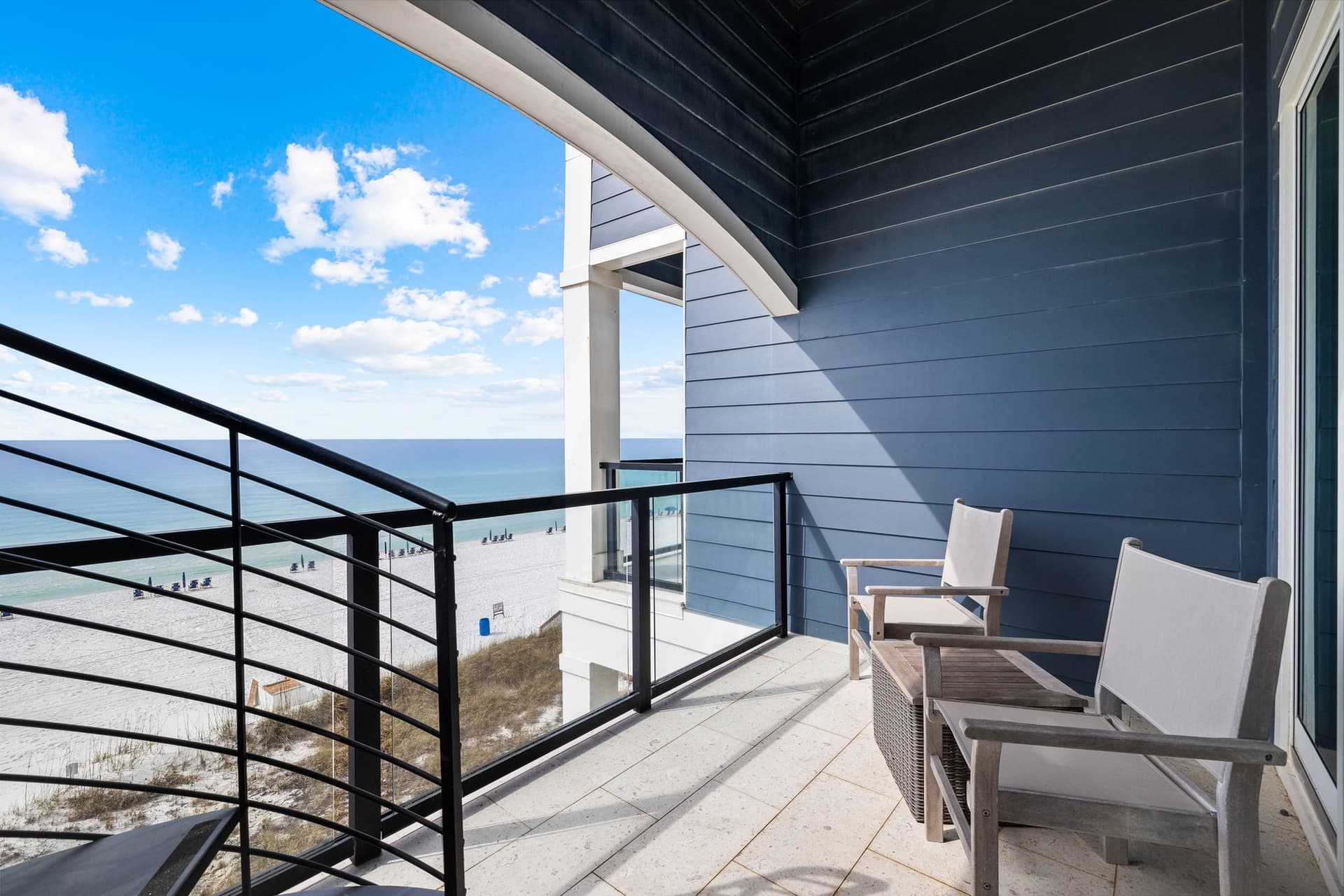 Beachside Haven - Image 35