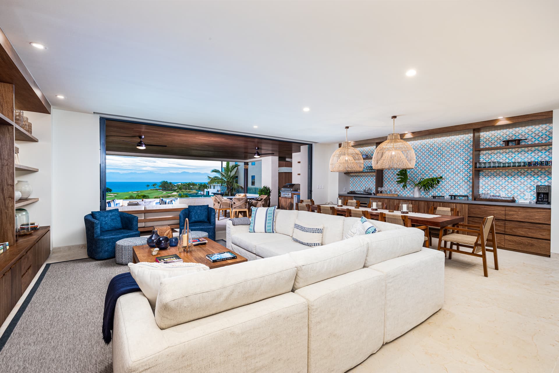 Tau Residences #621 - Image 4