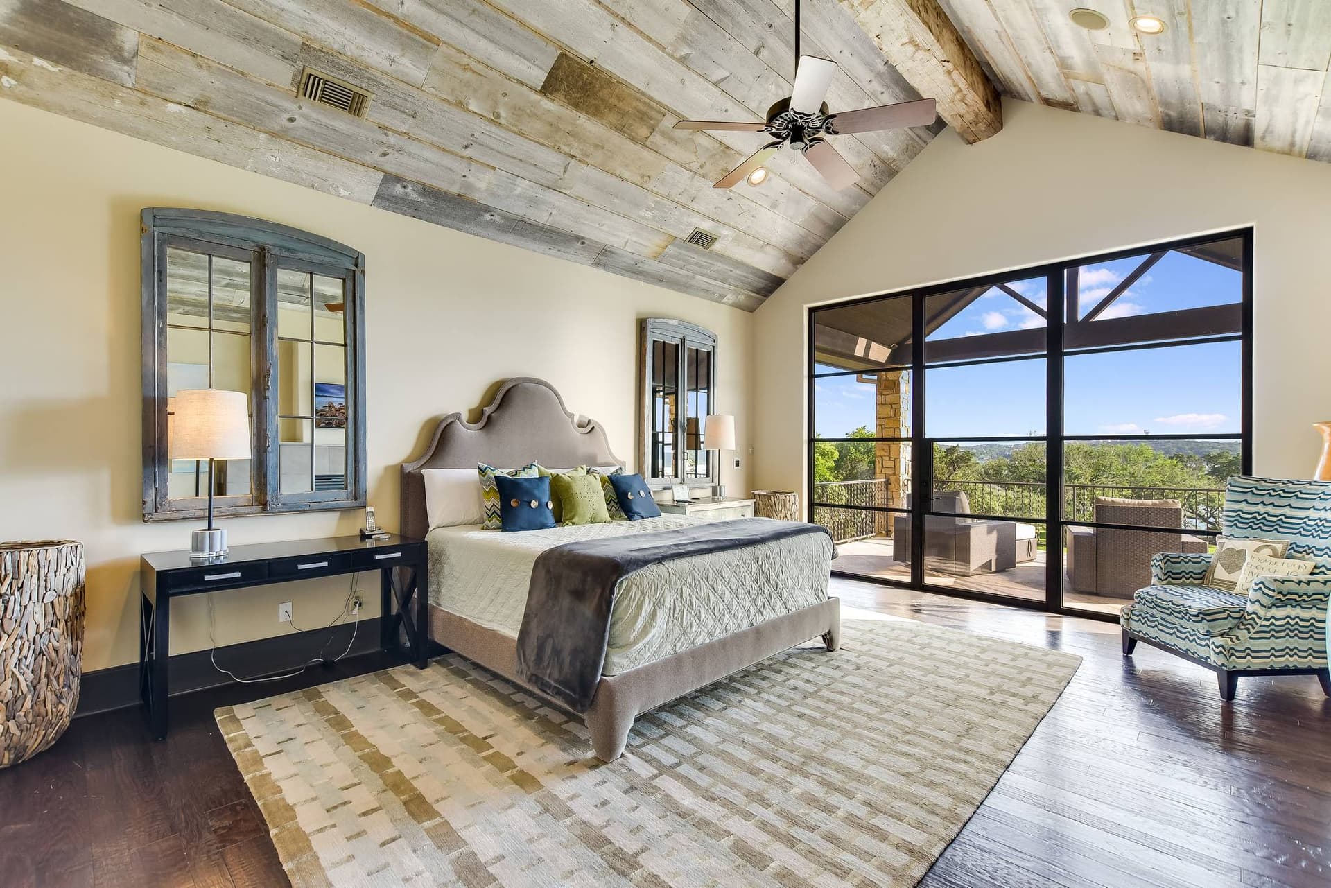 Sunset Point on Lake Travis - Image 30