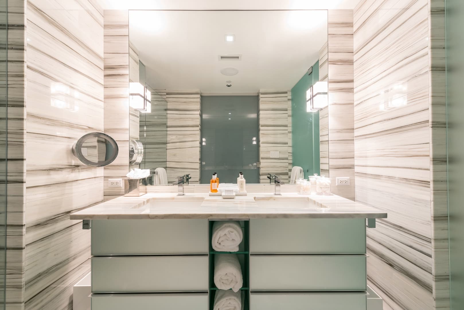 W South Beach Residence #1229 - Image 29