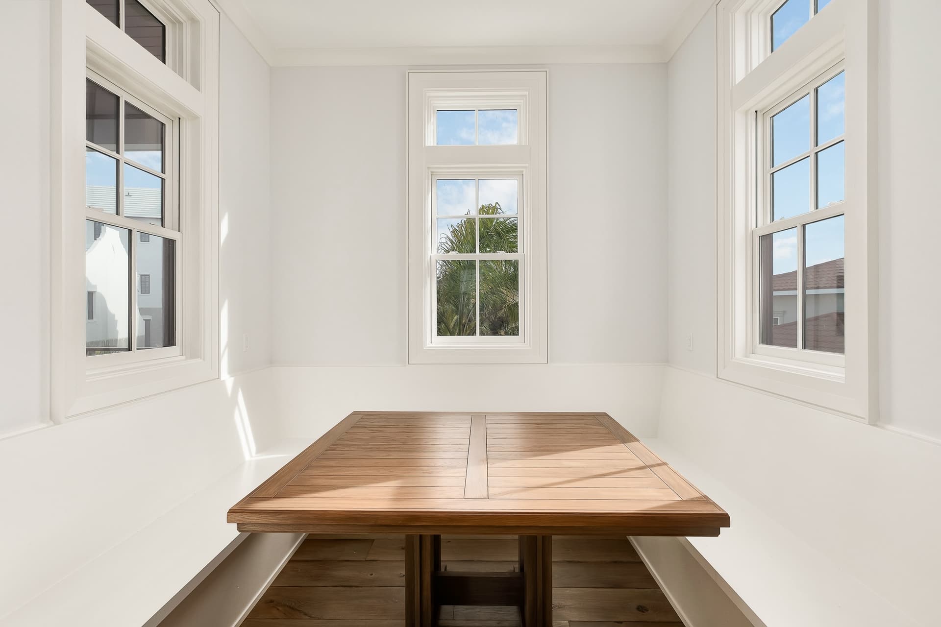 Seaclusion Manor - Image 12