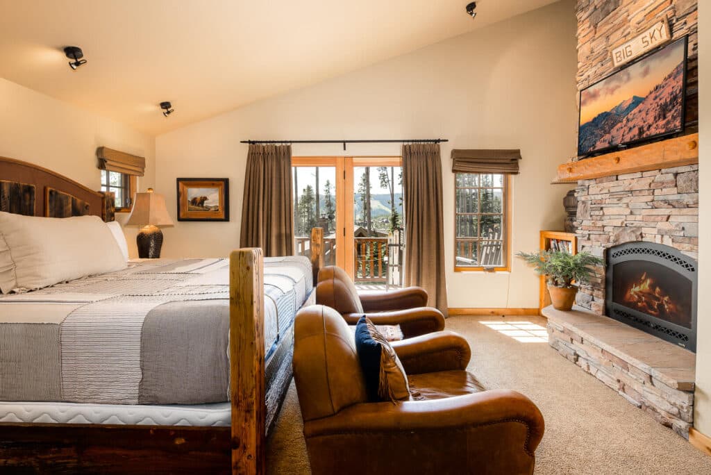 Full Moon House - Image 4