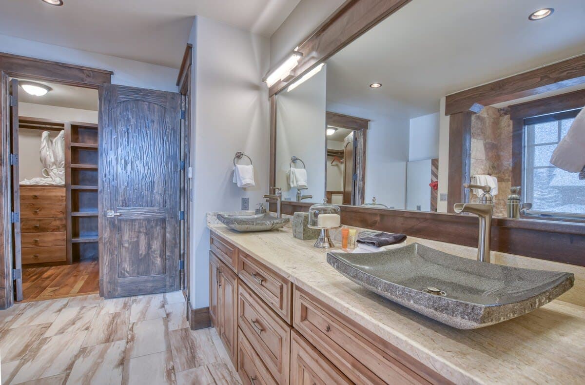 Gondola Ridge Haven - Image 17