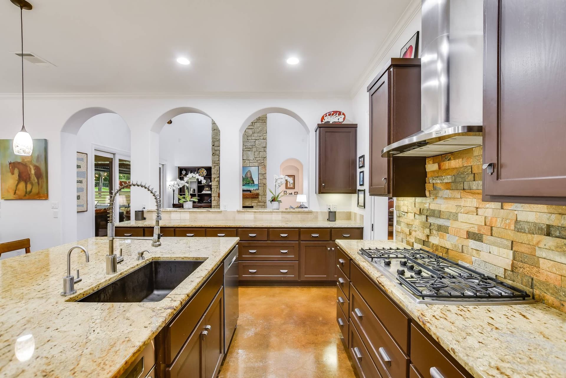 Hillside Oasis - Image 35