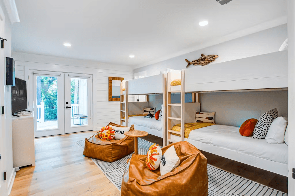 Fisher's Alley - Image 10