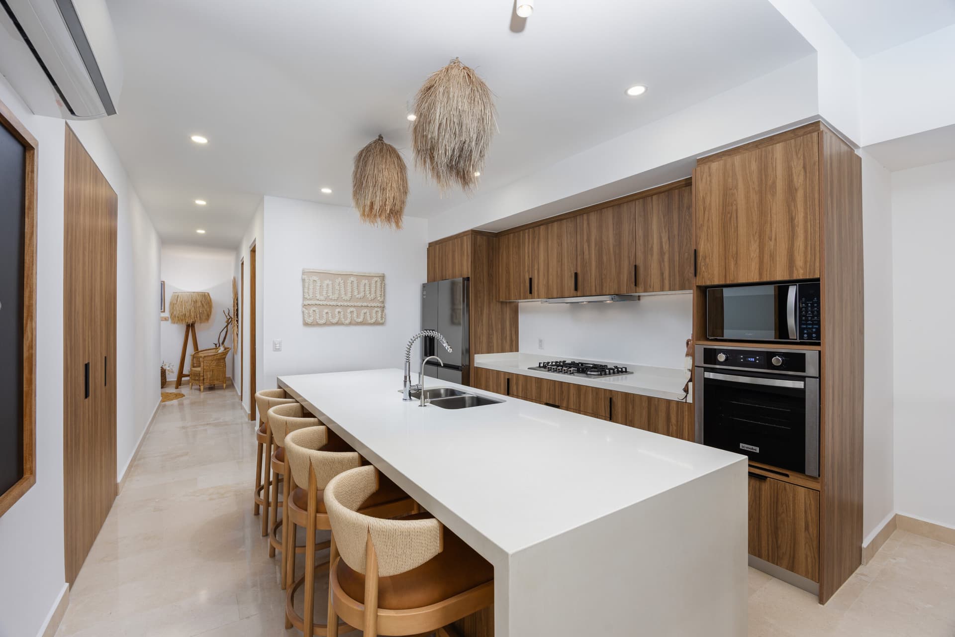 Harbor 171 Residences #803 - Image 6