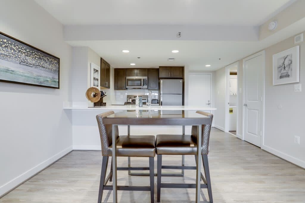 Clarendon Courtland - Image 17