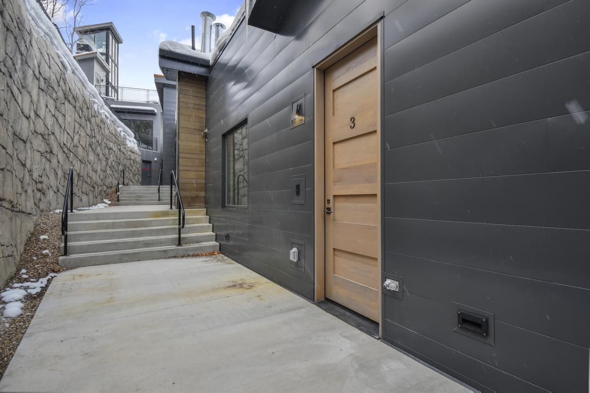 Kings Crown #103 - Image 32