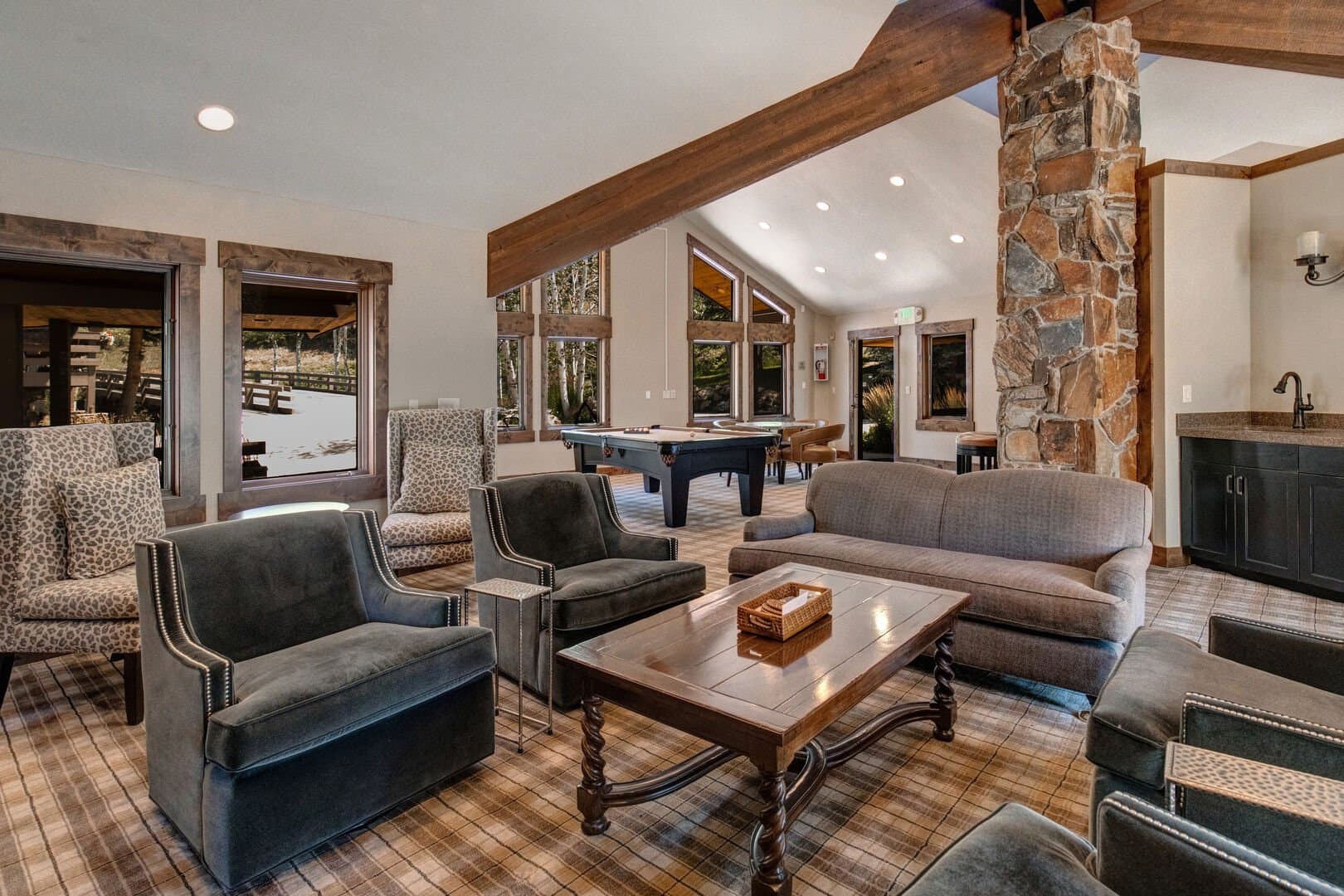 Ontario Lodge - Image 46