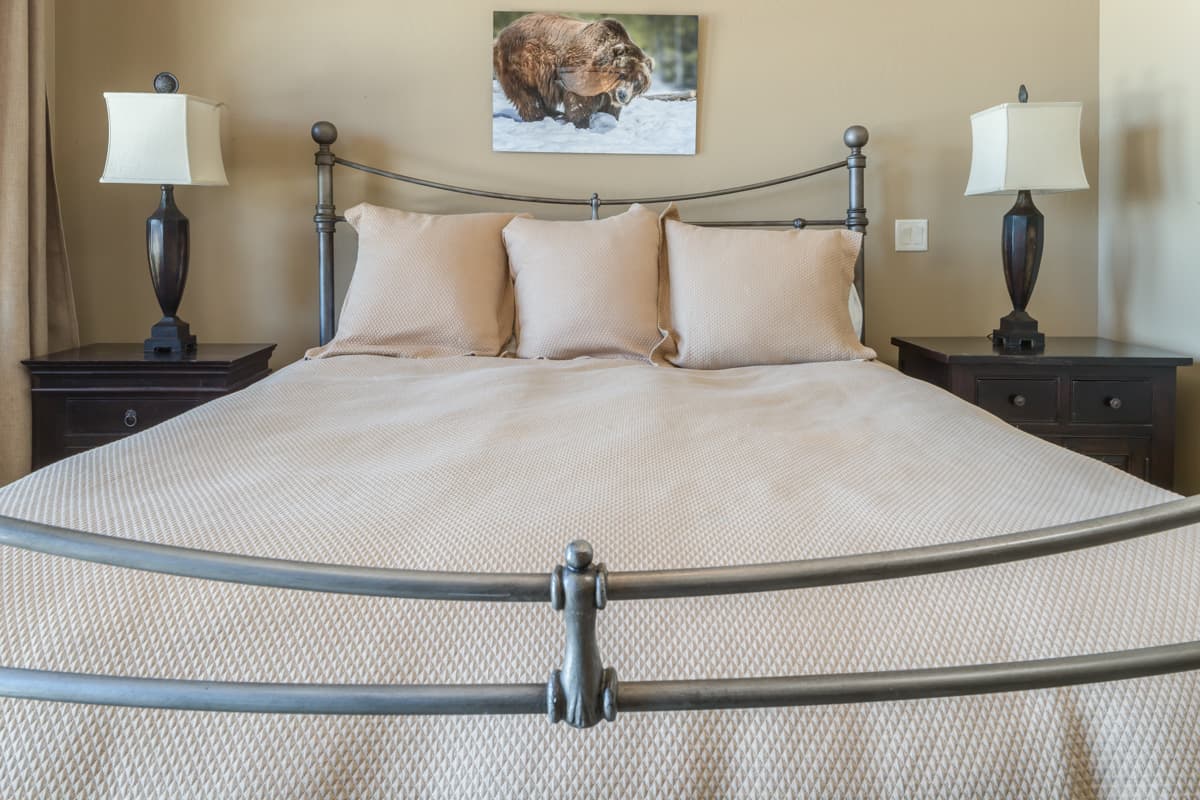 Wolf Pack Hideaway - Image 8